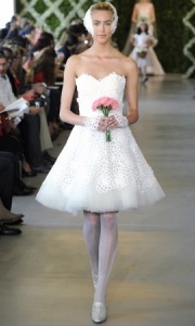 пышные короткие свадебные платья тенденции моды 2013 Oscar de la Renta