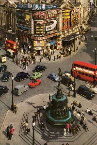 площадь Пикадилли Piccadilly Circus