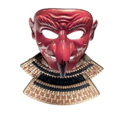 Японская железная маска продана за 190 тысяч долларов