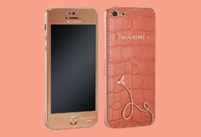 iPhone 5 из коллекции Charlotte от Givori